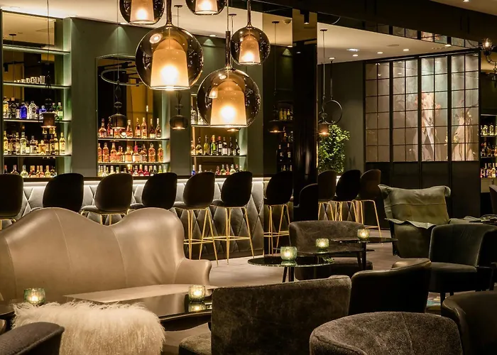 Motel One Paris-Porte Dorée